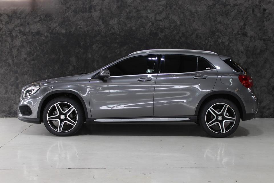 รหัสรถ JRS5966 Benz GLA 250 AMG ปี 2016