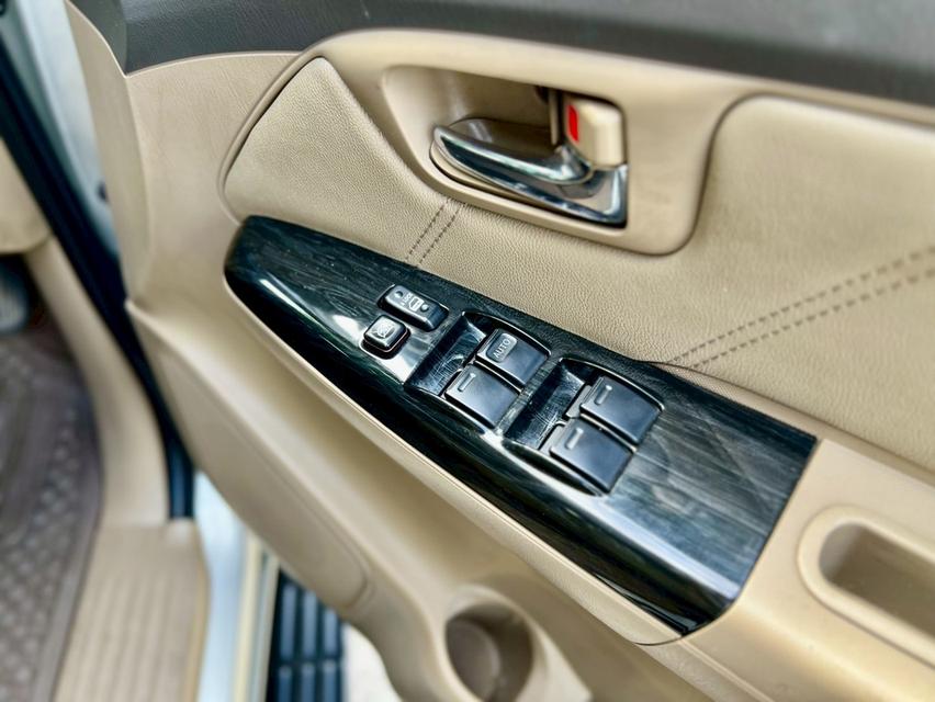 TOYOTA Fortuner 3.0V 4WD เครื่องยนต์: ดีเซล เกียร์:AT ปี: 2012 สี:เทา ไมล์ 15x,xxx km. รูปที่ 9