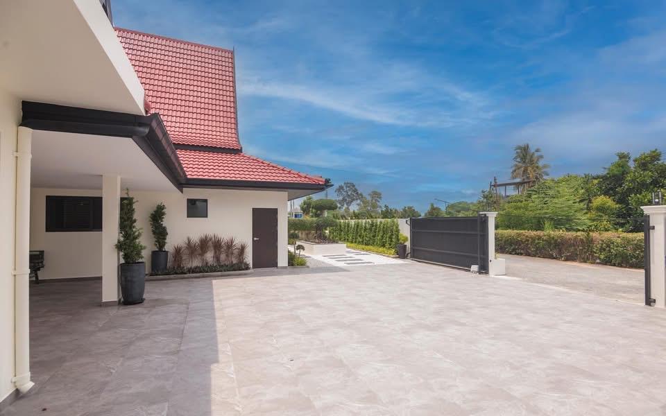 Pool Villa Mabprachan Lake Pattaya For Sale  4