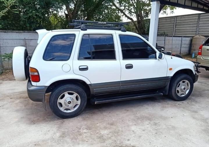 1998 Kia Sportage 3