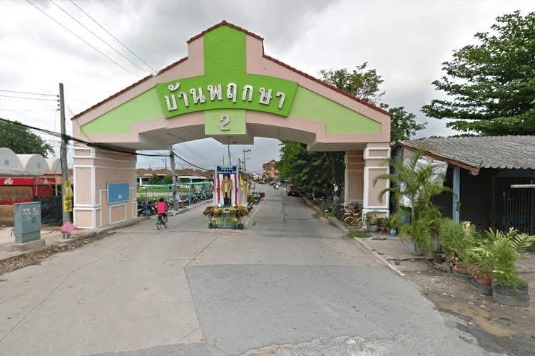 ขายทาวน์เฮ้าส์ หมู่บ้านพฤกษา 2 2 ห้องนอน 1 ห้องน้ำ บ้านสภาพดี พร้อมเข้าอยู่ ทำเลดีมากใกล้ตลาดใกล้โรงเรียน เดินทางสะดวก เข้า-ออกง่าย ราคาเพียง 750,000 1