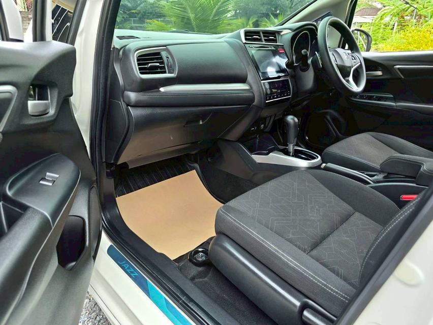 HONDA JAZZ 1.5 SV ปี 15 รูปที่ 10