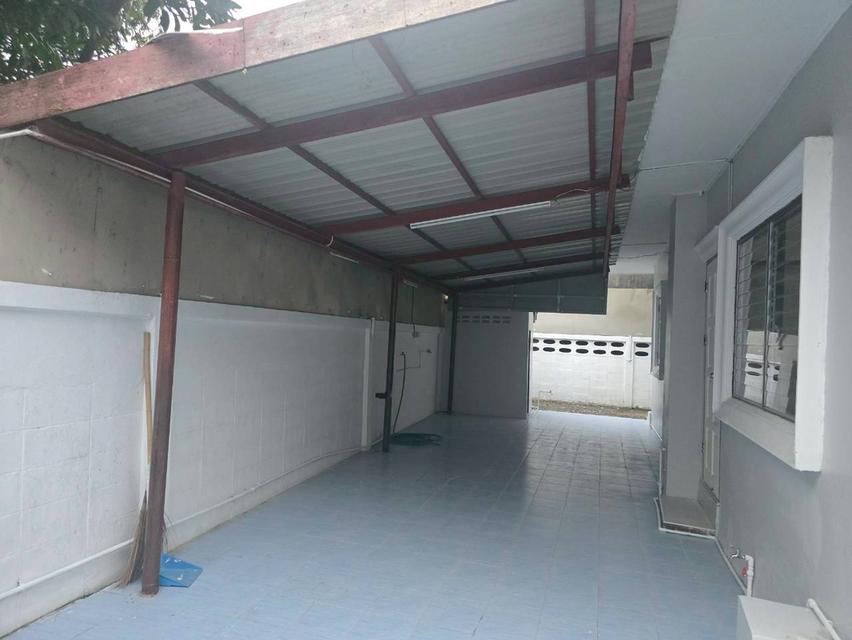 ขายหรือให้เช่าบ้านเดี่ยวรามคำแหง100ตร.วา 14