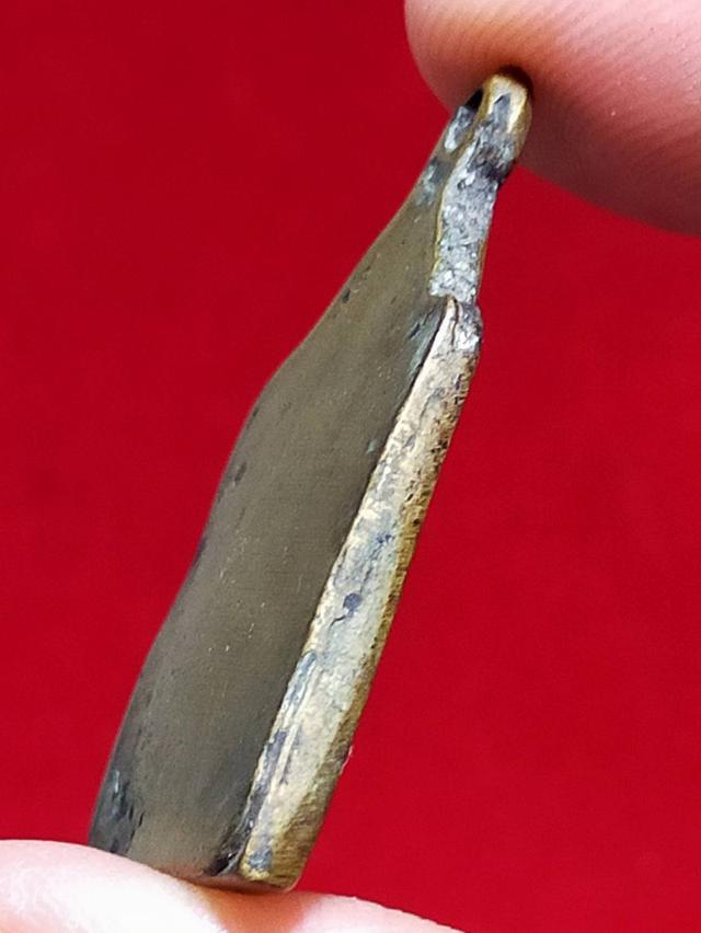 พระเครื่องโบราณไม่ทราบที่ รูปที่ 4