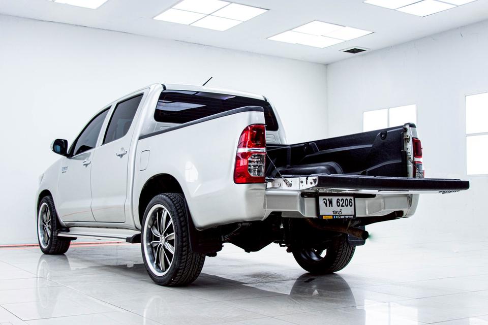 TOYOTA VIGO 2.5 G PRERUNNER DOUBLE CAB 2013