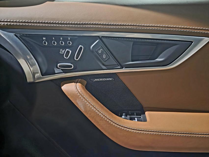 ขาย Jaguar F-Type MinorChange รถศูนย์ไทย ปี19 แท้ 10
