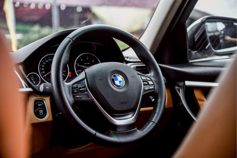 BMW #320d 2.0 AT 2018 รถสวย ไมล์แท้ สวยตรงปก โทร.0922639576 เอ๋  12