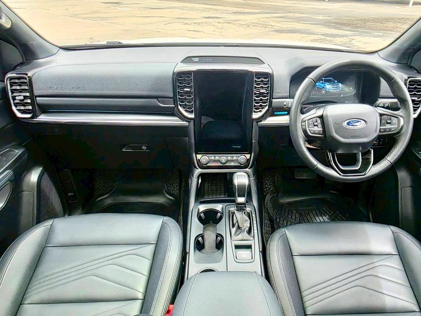 Ford Everest Titanium+ 2.0 Bi-Turbo 2WD สีขาว ปี 2023 ไมล์ 30,000กม. 10