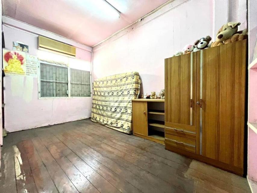 ขายถูก  ราคาสุดพิเศษ  อาคารพาณิชย์ ซ.จันทร์ 45 แยก 3 8