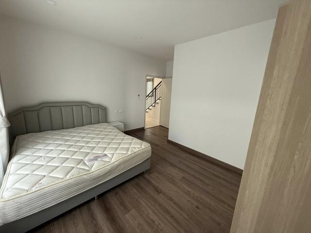 MHR66 หลังใหญ่ที่สุดในโครงการ! เช่าบ้านเดี่ยวบริทาเนีย บางนา-ศรีวารี แปลงมุมติดสวนส่วนกลาง 4 นอน 5 น้ำ ครบจบพร้อม WiFi + ช่างสวน 9