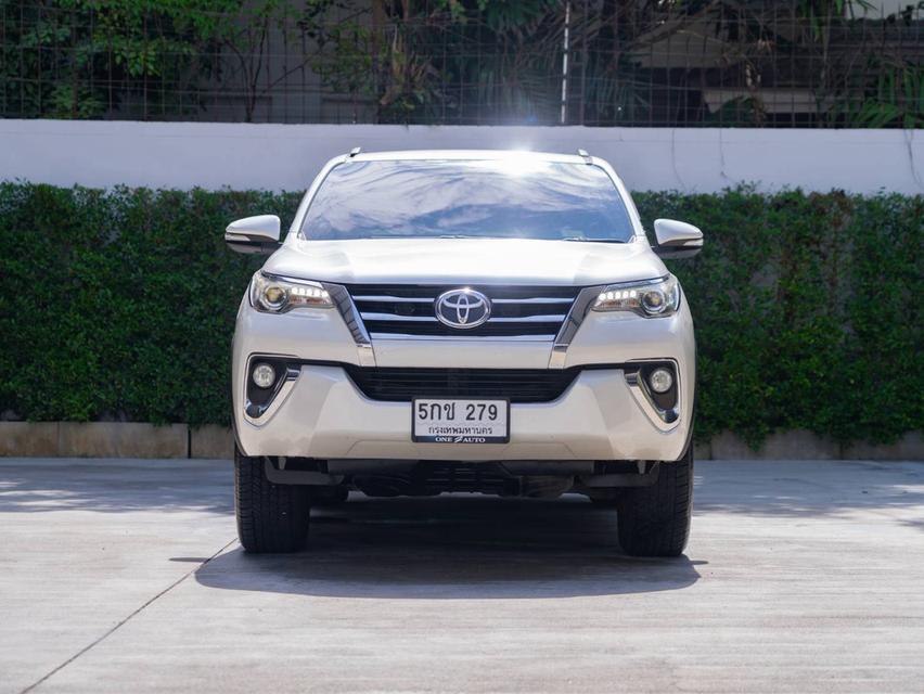 TOYOTA FORTUNER 2.8V 2WD ปีจด 2016 รูปที่ 10
