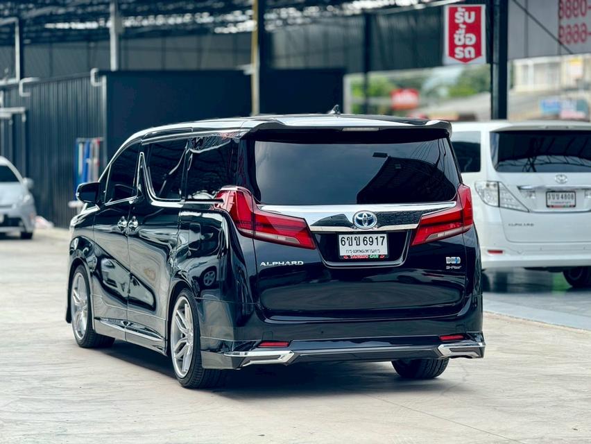TOYOTA Alphard 2.5 HV 4wd 2022