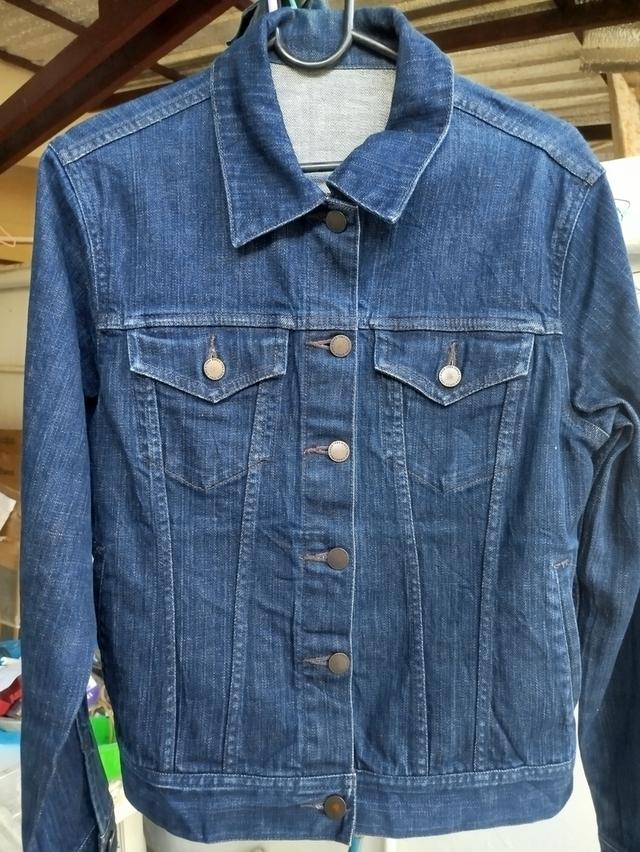 เสื้อแจ็กเก็ตยีนส์ UNIQLO