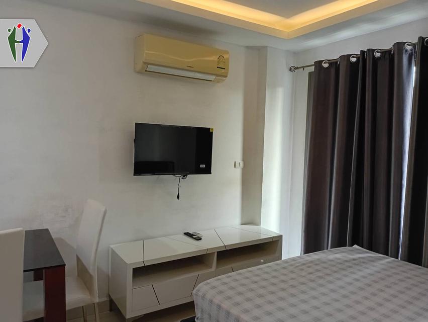 คอนโดลากูน่า3 มัลดีฟส์ ให้เช่า 7500 บาท •	ขนาด 23 ตารางเมตร สตูดิโอ, 1 ห้องน้ำ •	ทีวี, เครื่องปรับอากาศ, ตู้เย็น  •	ระเบียงวิวนอก •	ฟรีสระว่ายน้ำ, ฟิต 3