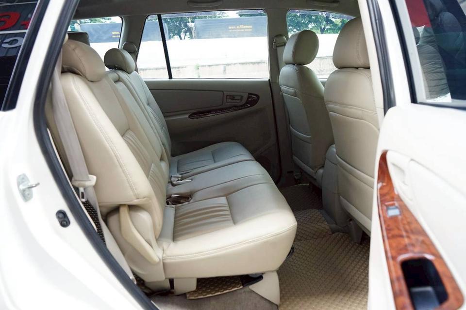 2012 TOUOTA INNOVA 2.0G 11