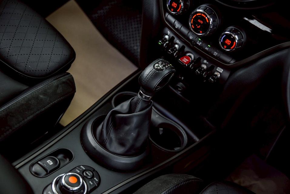 Mini CooperS Countryman 2.0 Hightrim AT 2019 ไมล์ 108,xxx km. 6