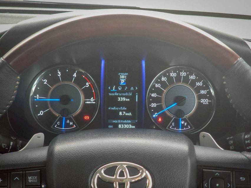 TOYOTA FORTUNER 2.4 V 2WD ปี 2019 7