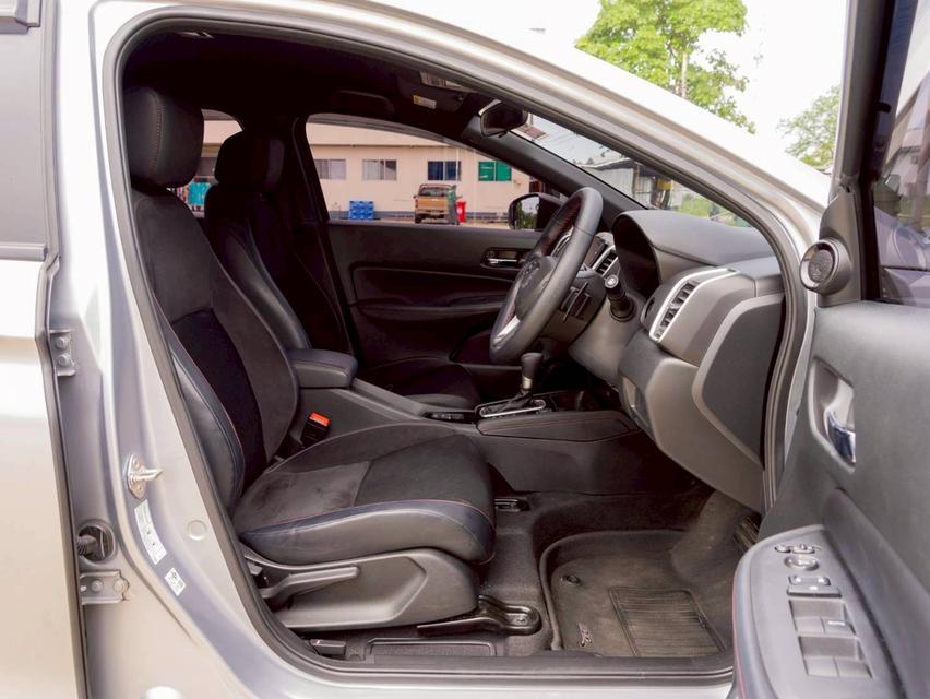 ขาย Honda City 1.5e:hev RS ปี22 13