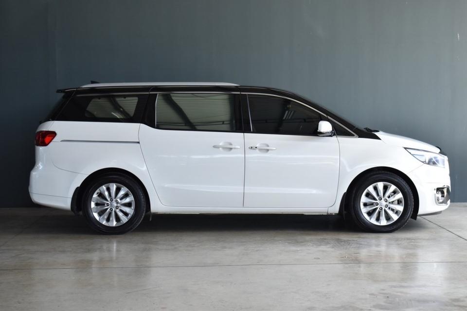 KIA Grand Carnival 2.2EX ปี2018 รหัส BM561 7