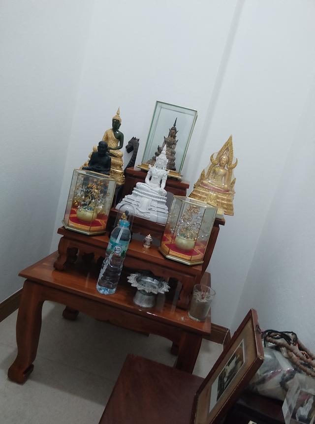 จายบ้านพร้อมที่ดิน บ้าน 2 หลัง ในที่ดิน 1 ไร่ 18