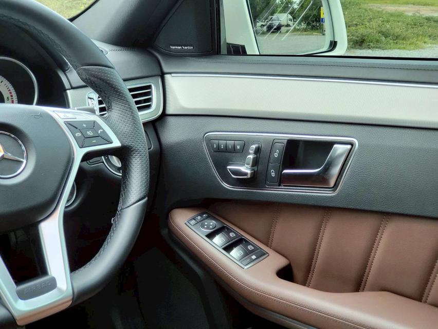 รหัสรถ NC8155 BENZ ✳️ E300 BlueTEC HYBRID AMG (W212) " Facelift " 2015 14