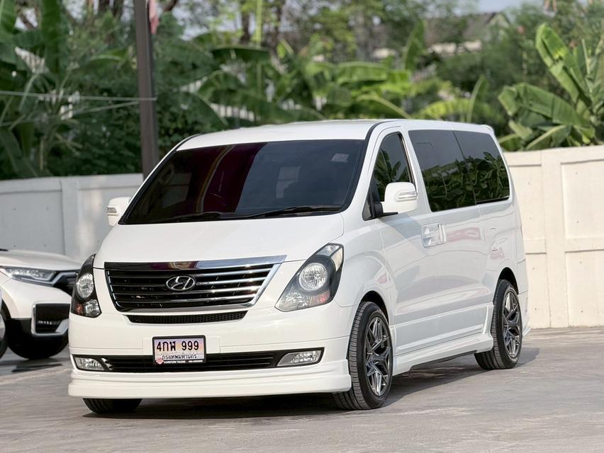 2011 HYUNDAI GRAND STAREX, 2.5 VIP