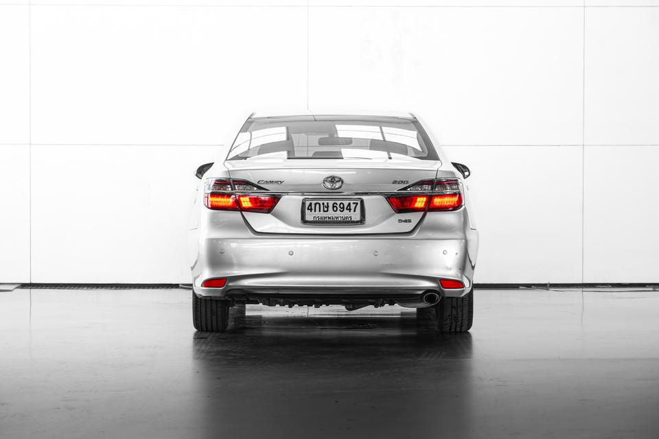 2015 TOYOTA CAMRY 2.0 G สีบรอนซ์ เลขไมล์ 123481 กม.
