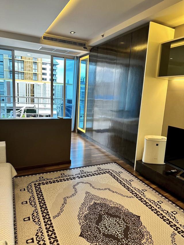 ให้เช่าห้องหรู ✨ The ราชดำหริ Condo ✨ ราคาดีสุดพิเศษ 25,000 บาท/เดือน 💰 ✅ สัญญาขั้นต่ำ 6 เดือน (พูดคุยลดได้ตามสมควร) ✅ รับเอเจนต์ คอมมิชชั่นดี 7