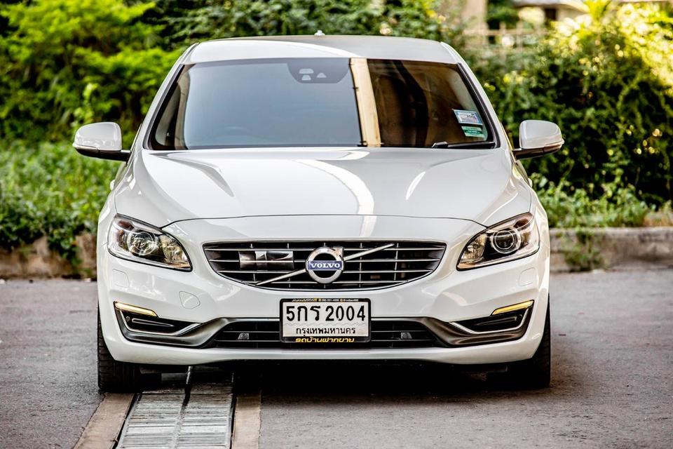 Volvo S60 T4F S ปี 2016 มือเดียวป้ายแดง สวยสภาพดีมากๆ  2