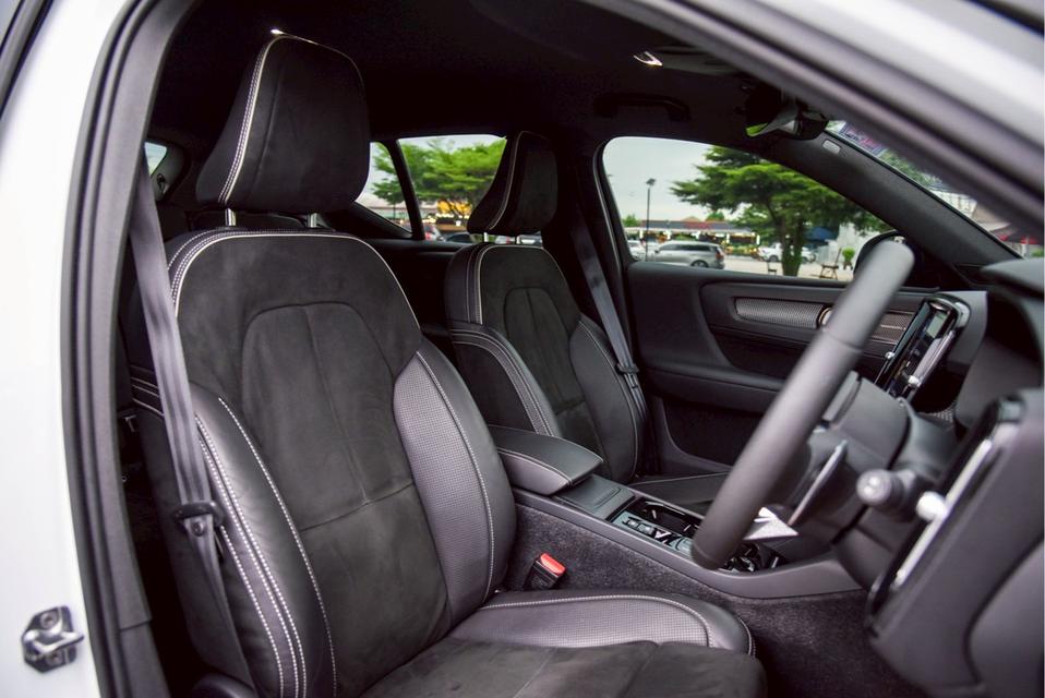 VOLVO #XC40 2.0 T5 R-Desing AWD AT 2019 โทร.0922639576 เอ๋  17