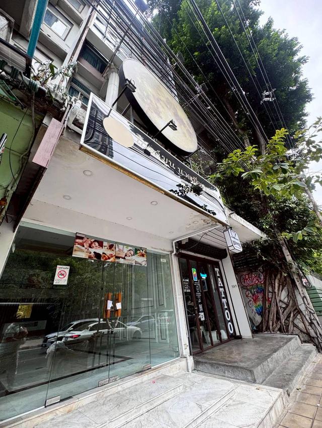 ให้เช่าอาคารพาณิชย์ 5.5 ชั้น ใกล้ BTS เอกมัย เดินทางสะดวก (N.1668) 16