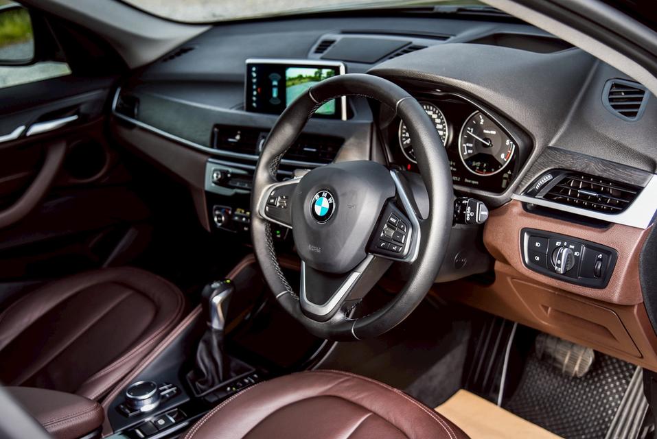 รหัสรถ CBL97 BMW X1 2.0 sDrive20d xLine AT 2020 9