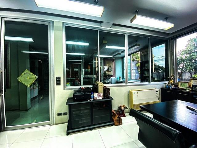 ให้เช่าโกดังทำโรงงาน บางบัวทอง นนทบุรี ถนน 340 มีรั้วรอบให้ความเป็นส่วนตัว 6