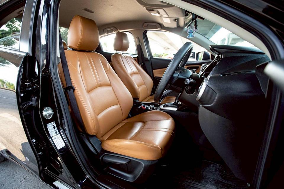 Mazda2 1.3 C Sedan ปี 2021 สีดำ มือเดียวป้ายแดง 12