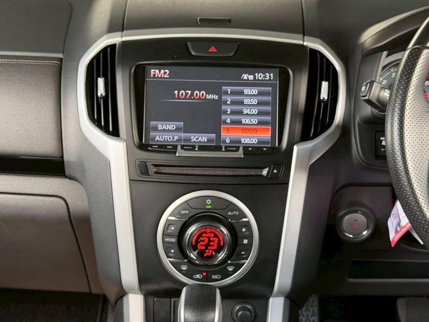 Isuzu MU-X 1.9DA-DVD ปี19 รูปที่ 9