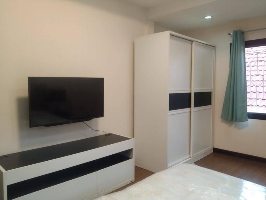 For rent pool villa European home place 7