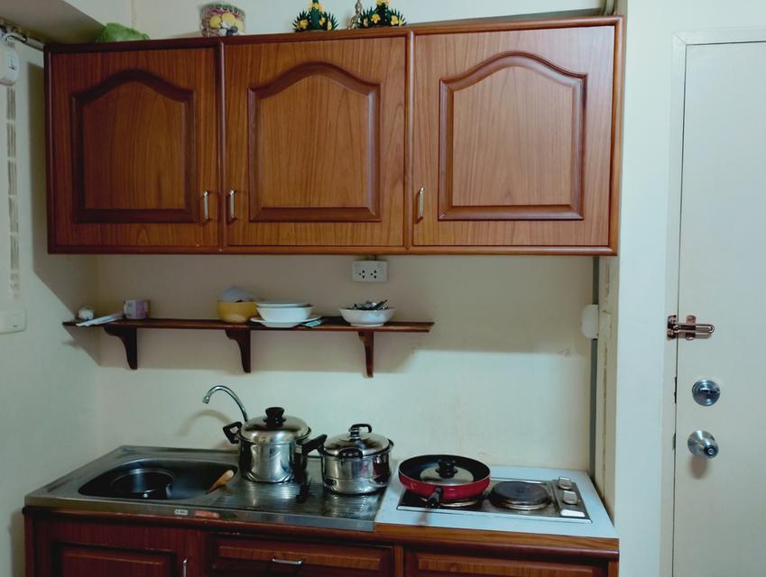 คอนโดมิเนียม ในซอยลาซาล ใกล้สถานีรถไฟฟ้า BTS  แบริ่ง 2