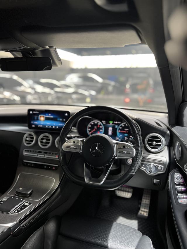 Benz GLC300e AMG 5
