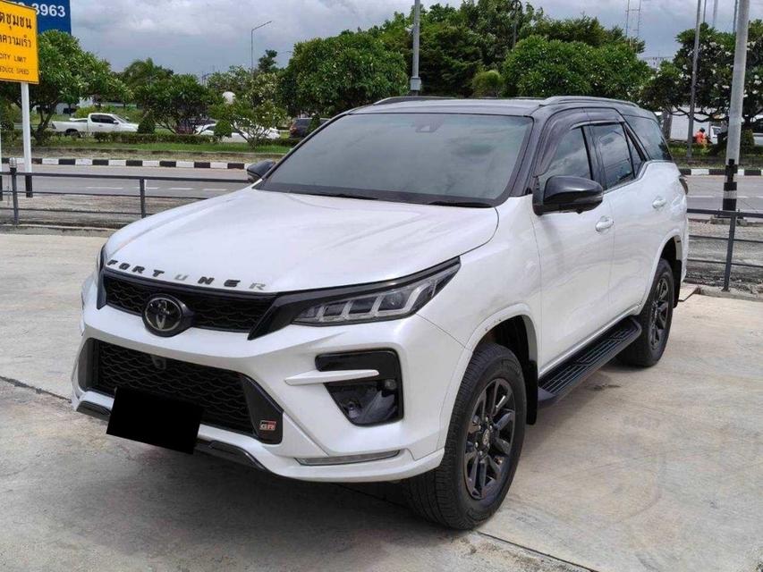 TOYOTA FORTUNER 2.8 GR SPORT BLACK TOP 4WD ปี 2023
