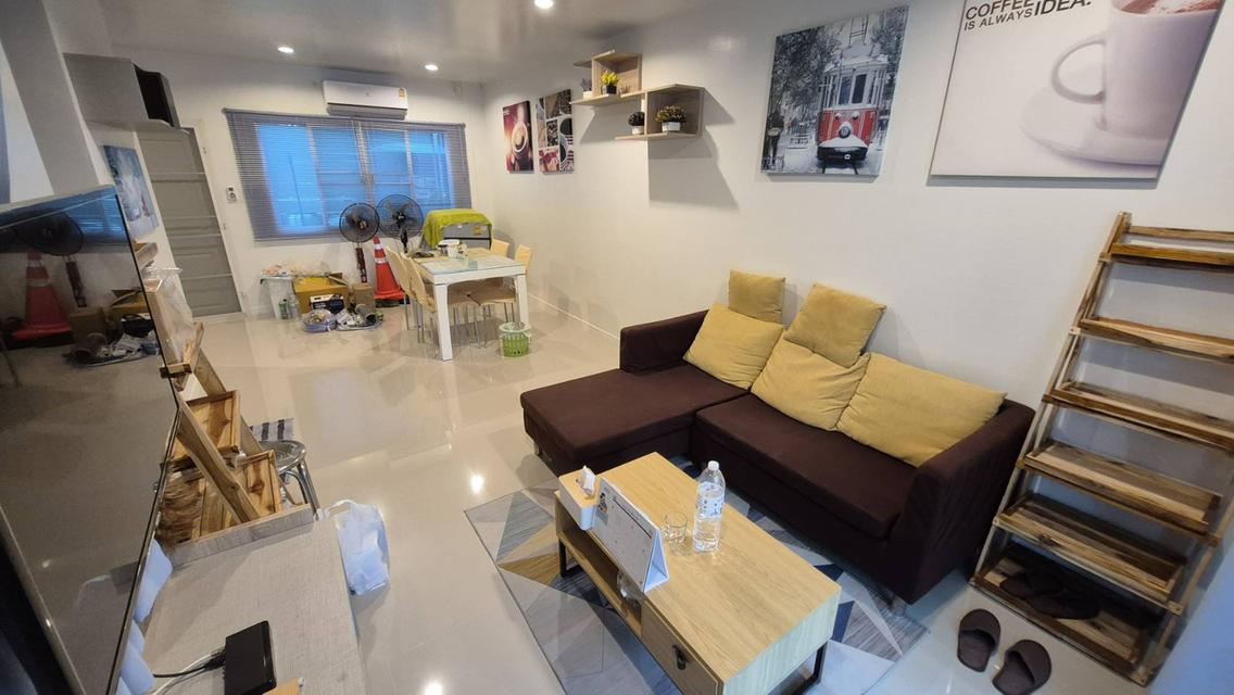 ขายบ้านทาวน์เฮ้าส์ห้องริม