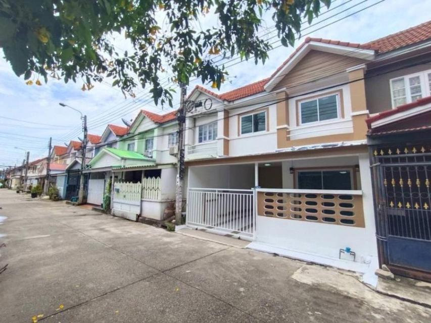 รูป ขาย ทาวน์โฮม บ้านรีโนเวทสวยทั้งหลัง บ้านบัวทอง 4 72 ตรม. 18 ตร.วา บ้านพร้อมอยู่