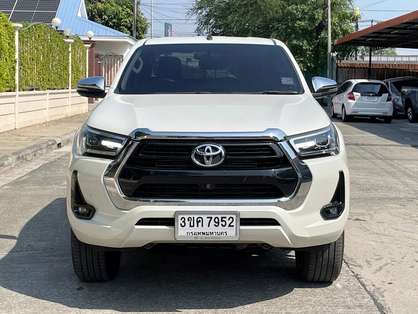 TOYOTA HILUX REVO DOUBLE CAB 2.8 HIGH 4WD ปี 2022 AUTO 4X4 สภาพนางฟ้า รูปที่ 3