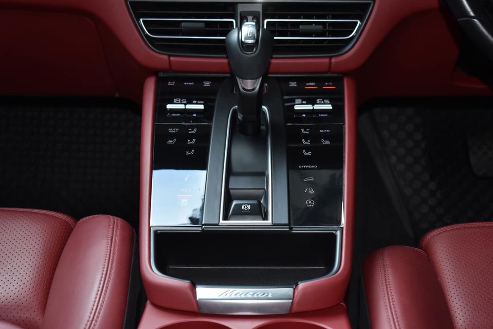 Macan 2.0 Sport 4WD 2022 รูปที่ 11