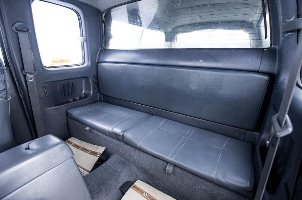 TOYOTA HILUX TIGER 2.5 E X-TRA CAB D4D X-TRA CAB 2002 7