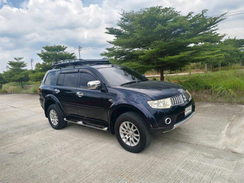 - MITSUBISH PAJERO 2.5 GT (รถน้ำเงิน)