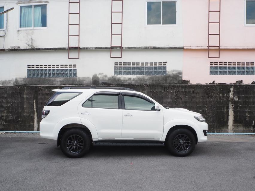 TOYOTA FORTUNER 2.5 V ปี 2014