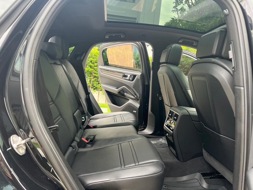 Porsche Cayenne E-Hybrid Coupe 2022 12