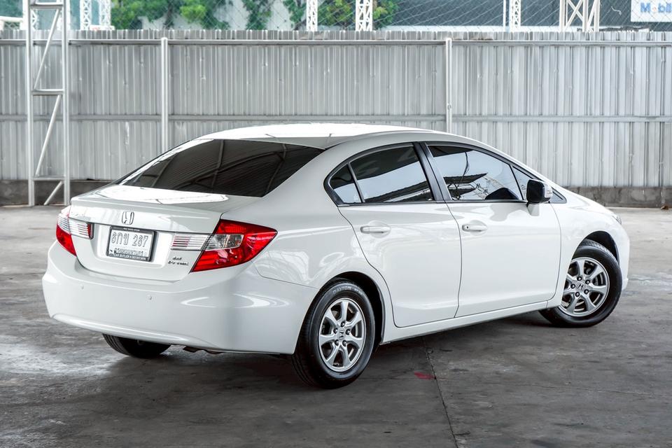 Honda CIVIC FB 1.8 S AT 2015ไมล์ 151,xxx km. !!! ราคา 249,000 บาท รูปย่อยที่ 3