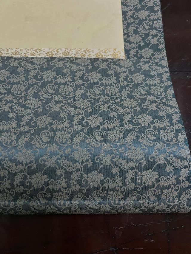 ศิลปะภาพเขียนภาพเขียนภูกันจีนเก่า ขอบผ้าไหม แกนไม้ 3