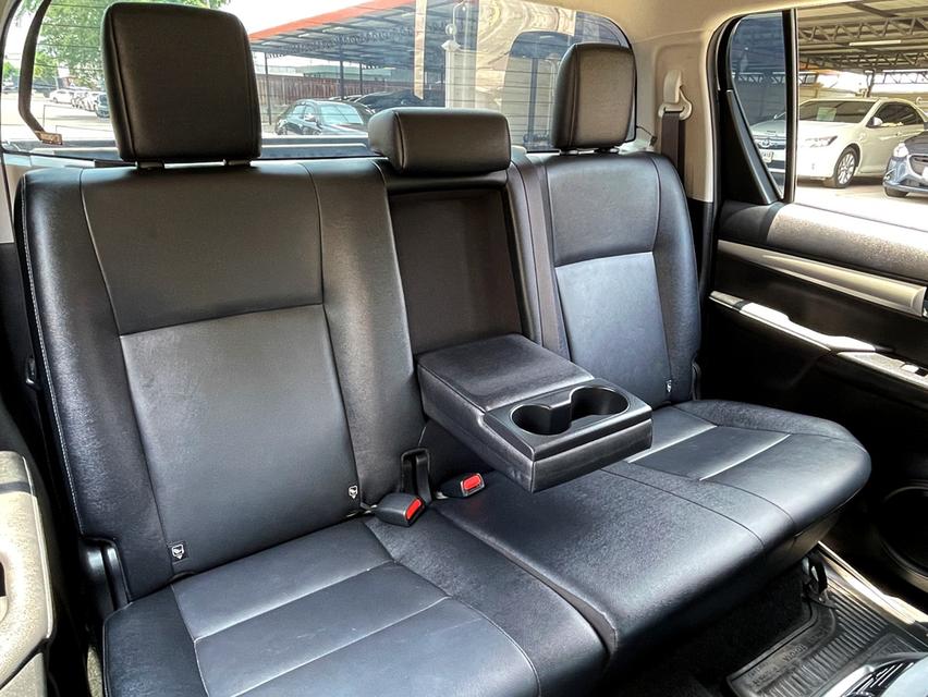TOYOTA HILUX REVO DOUBLE CAB 2.8 HIGH 4WD ปี 2022 AUTO 4X4 สภาพนางฟ้า รูปที่ 11